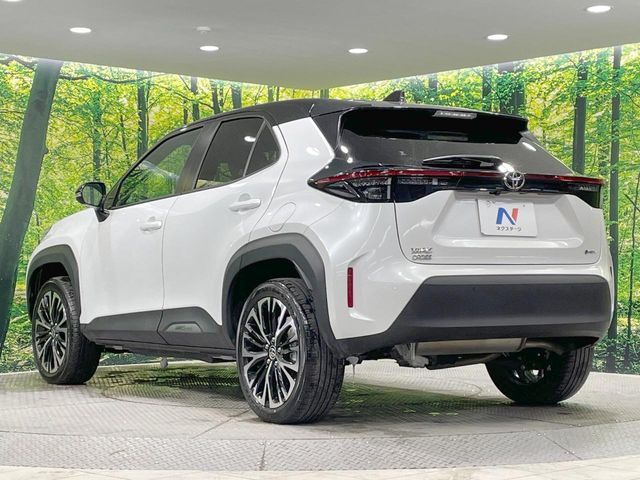 TOYOTA YARIS CROSS HYBRID 2025 Image 31