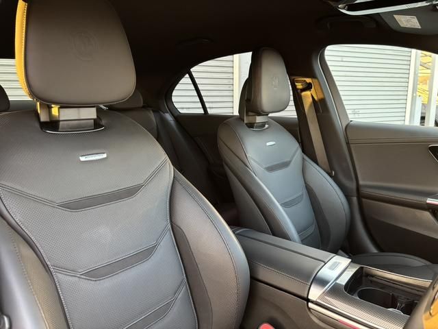 MERCEDES BENZ MERCEDES AMG C CLASS 2025 Image 31
