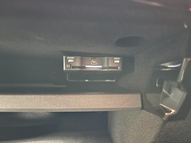 MERCEDES BENZ MERCEDES AMG C CLASS 2025 Image 31