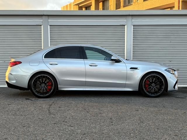 MERCEDES BENZ MERCEDES AMG C CLASS 2025 Image 31