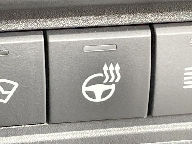 TOYOTA YARIS CROSS HYBRID 2025 Image 31