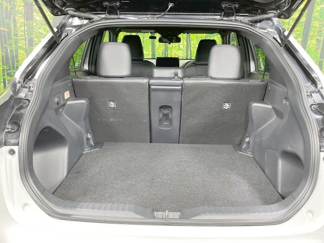 TOYOTA YARIS CROSS HYBRID 2025 Image 31