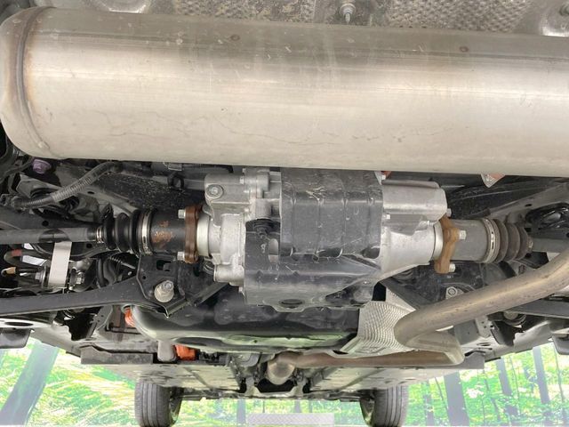 TOYOTA YARIS CROSS HYBRID 2025 Image 31