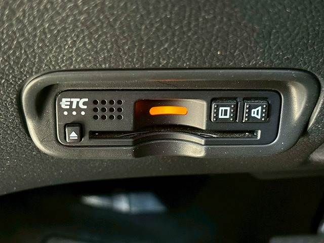 HONDA VEZEL HYBRID 2020 Image 31