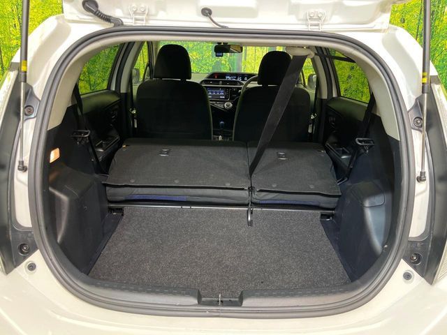 TOYOTA AQUA 2015 Image 31