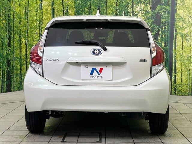 TOYOTA AQUA 2015 Image 31