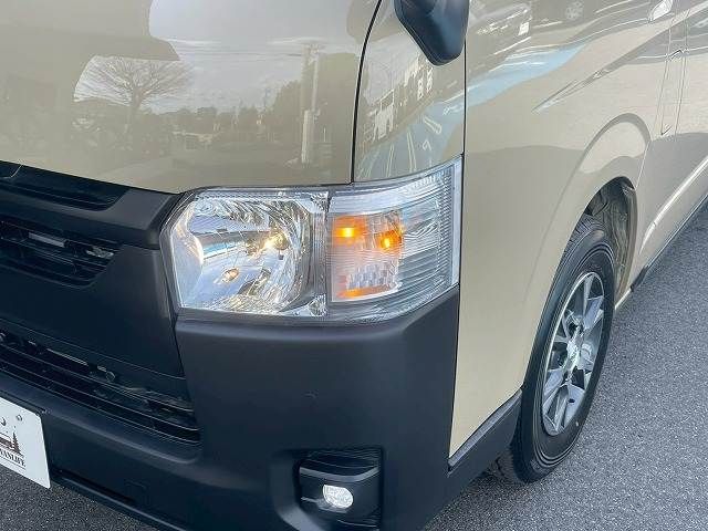 TOYOTA HIACE VAN 2WD 2025 Image 31