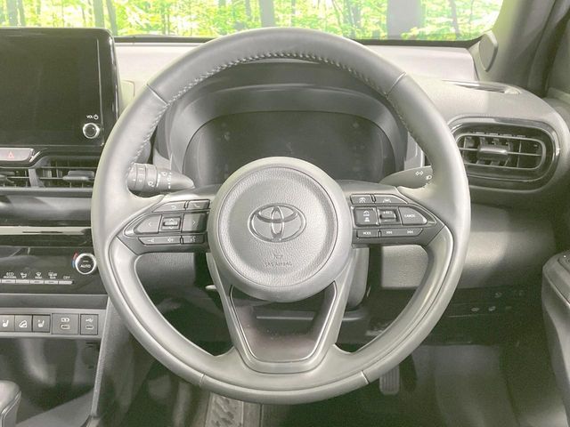 TOYOTA YARIS CROSS HYBRID 2025 Image 31