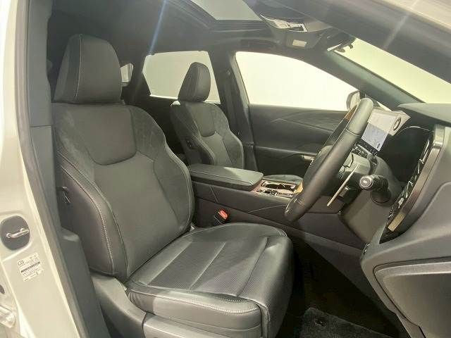 TOYOTA LEXUS RX350H 2023 Image 31