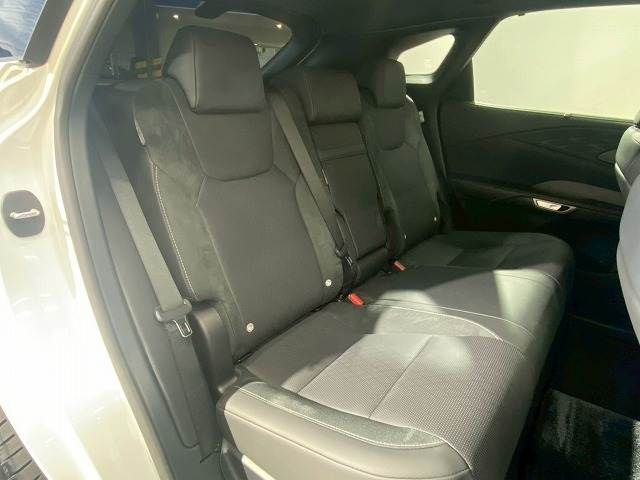 TOYOTA LEXUS RX350H 2023 Image 31