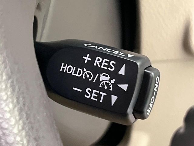 TOYOTA LANDCRUISER PRADO 2022 Image 31