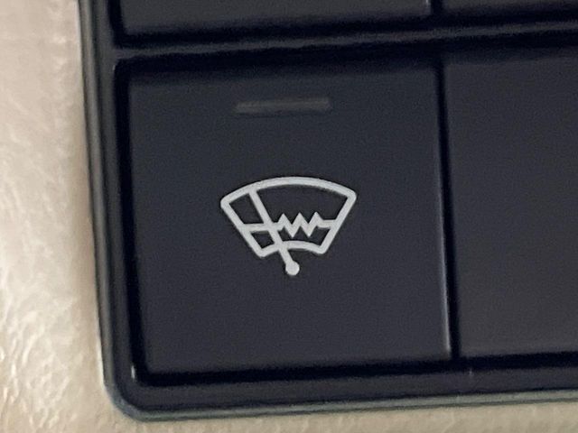 TOYOTA LANDCRUISER PRADO 2022 Image 31