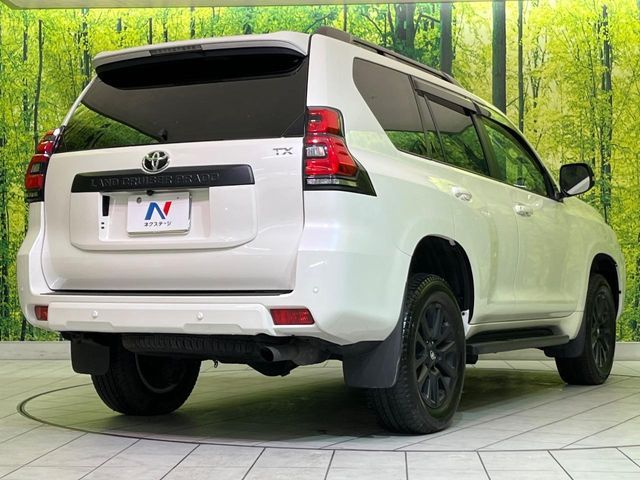 TOYOTA LANDCRUISER PRADO 2022 Image 31