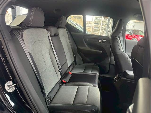 VOLVO XC40 2024 Image 31