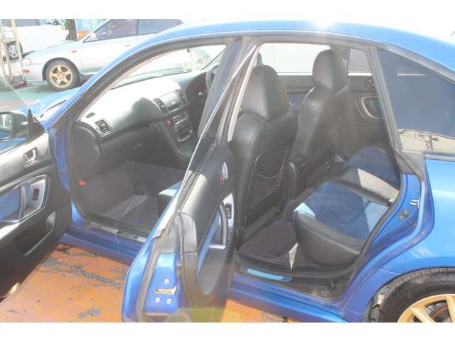 SUBARU LEGACY B4 2004 Image 31