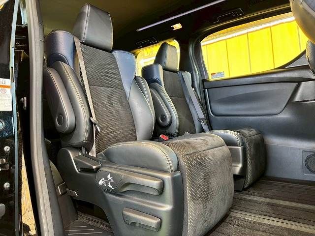 TOYOTA VELLFIRE 2016 Image 31