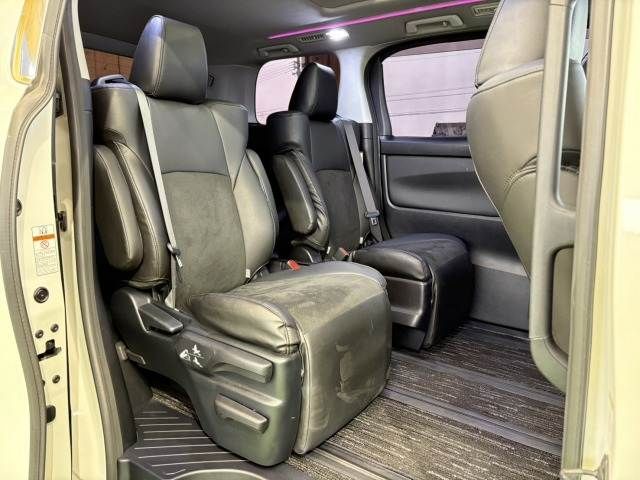 TOYOTA VELLFIRE 2015 Image 31