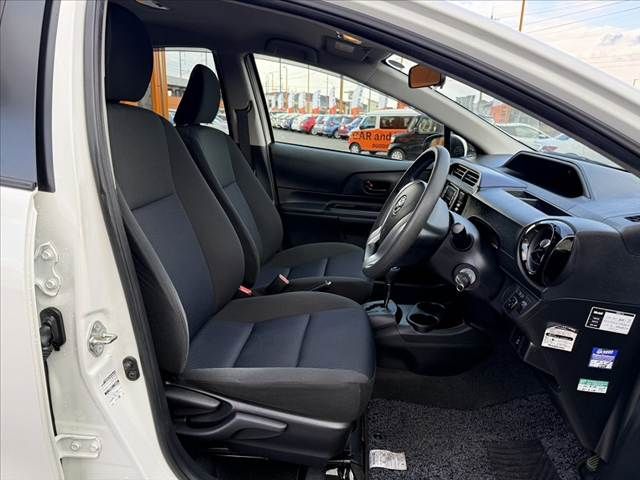 TOYOTA AQUA 2015 Image 31