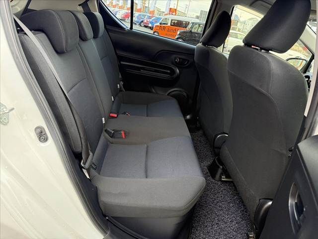 TOYOTA AQUA 2015 Image 31