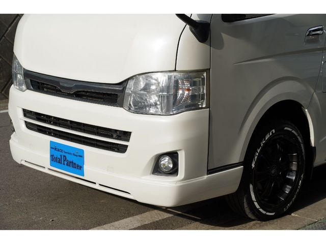 TOYOTA REGIUSACE VAN 4WD 2010 Image 31