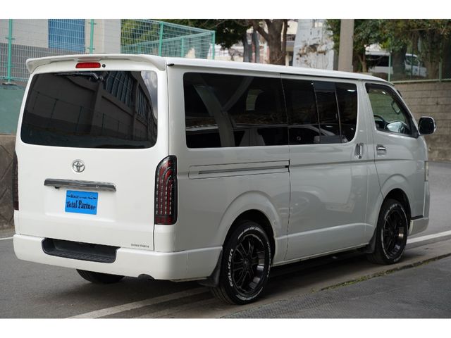 TOYOTA REGIUSACE VAN 4WD 2010 Image 31