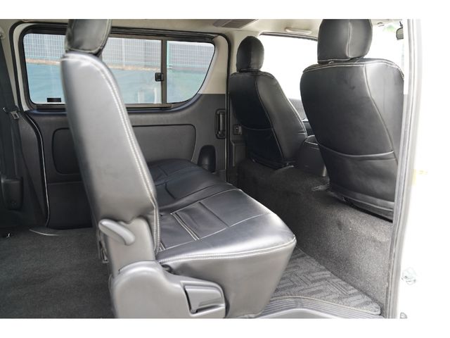 TOYOTA REGIUSACE VAN 4WD 2010 Image 31