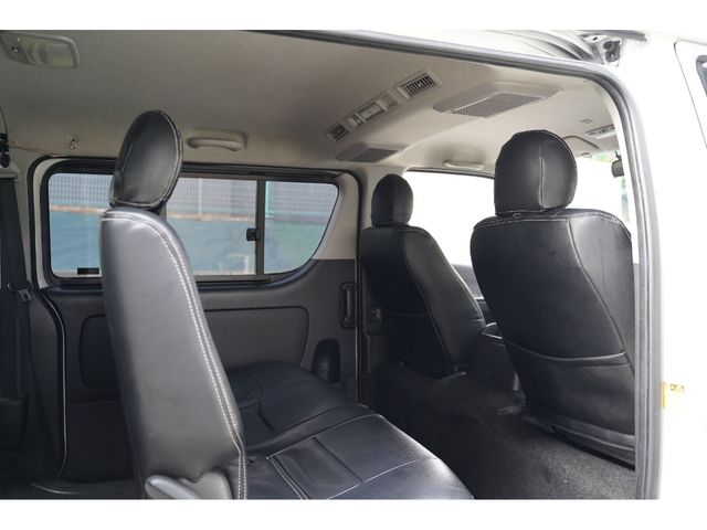 TOYOTA REGIUSACE VAN 4WD 2010 Image 31