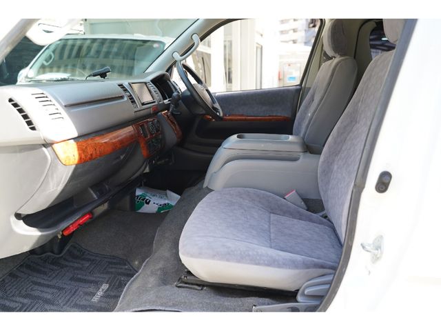 TOYOTA HIACE VAN 2WD 2006 Image 31