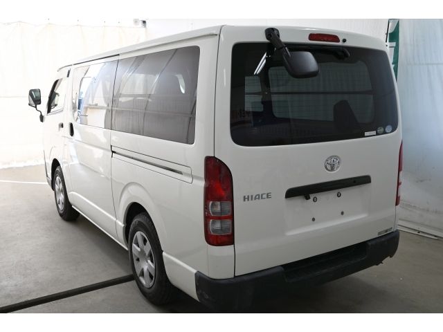 TOYOTA HIACE VAN 2WD 2015 Image 31