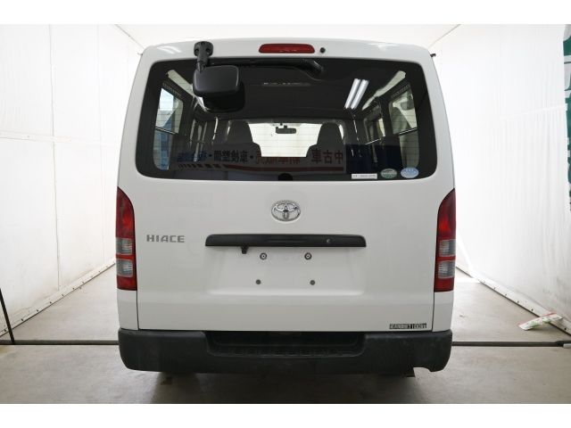 TOYOTA HIACE VAN 2WD 2015 Image 31
