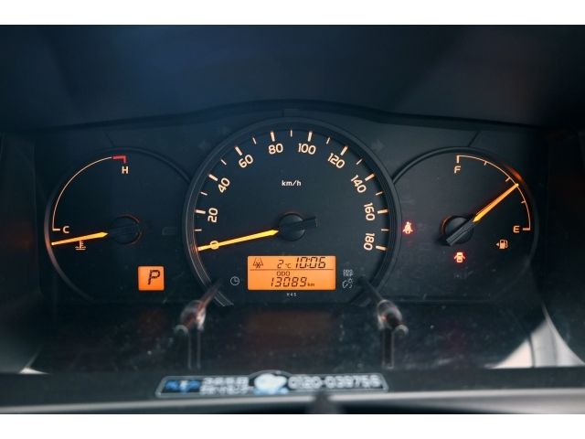 TOYOTA HIACE VAN 2WD 2015 Image 31