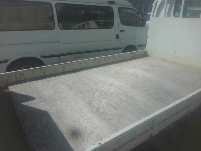 ISUZU ELF 2005 Image 31