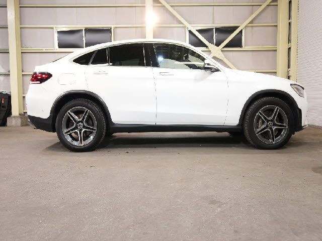 MERCEDES BENZ GLC CL 2019 Image 31