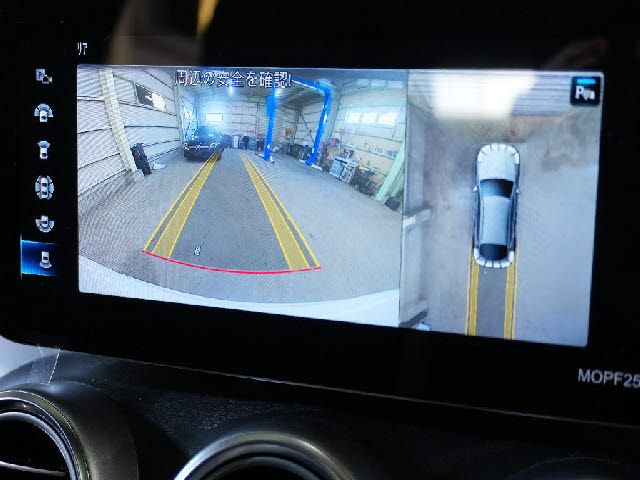 MERCEDES BENZ GLC CL 2019 Image 31