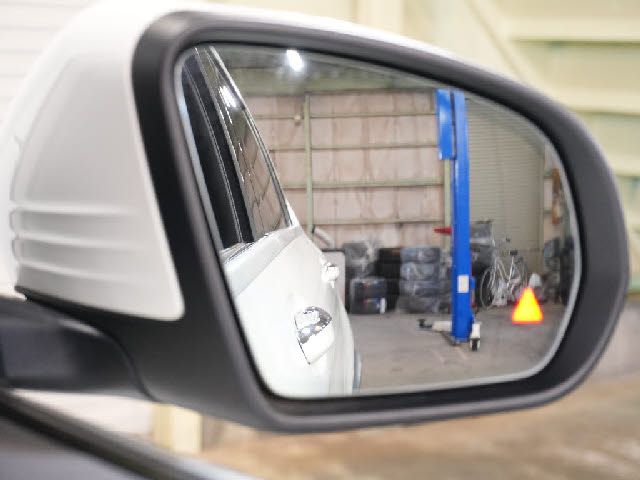 MERCEDES BENZ GLC CL 2019 Image 31