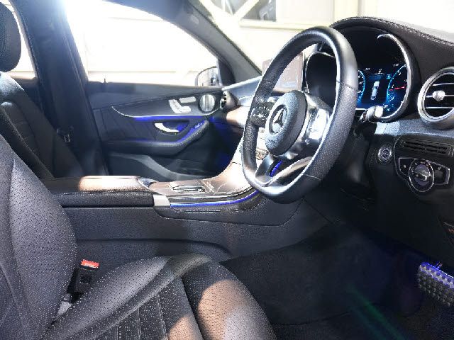 MERCEDES BENZ GLC CL 2019 Image 31