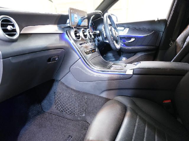 MERCEDES BENZ GLC CL 2019 Image 31