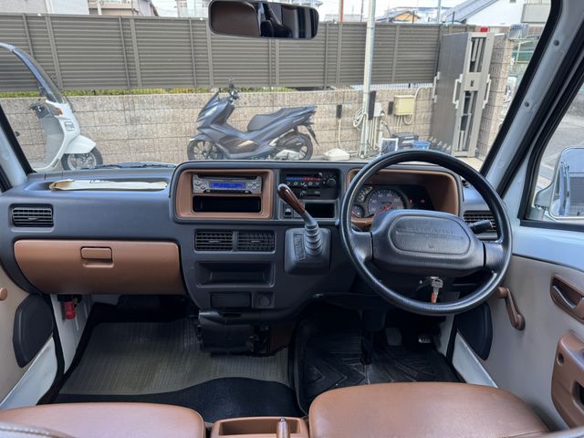 SUBARU SAMBAR DIAS VAN 2003 Image 31