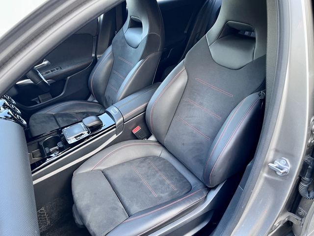 MERCEDES BENZ A CLAS 2019 Image 31