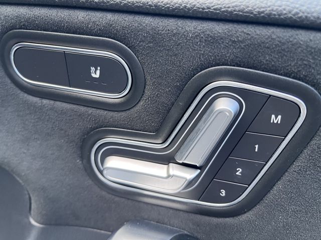 MERCEDES BENZ A CLAS 2019 Image 31