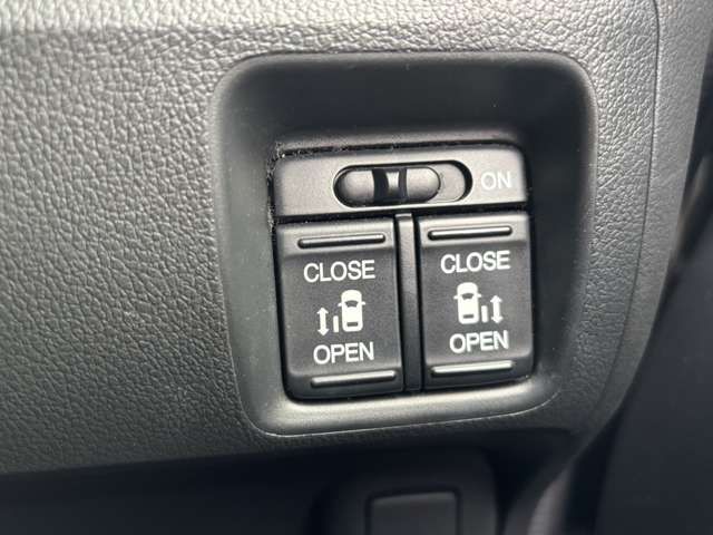 HONDA N BOX 4WD 2017 Image 31