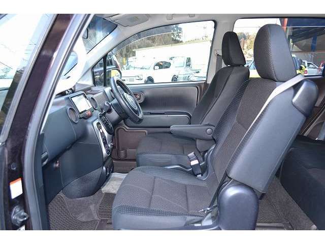 TOYOTA SPADE 2015 Image 31