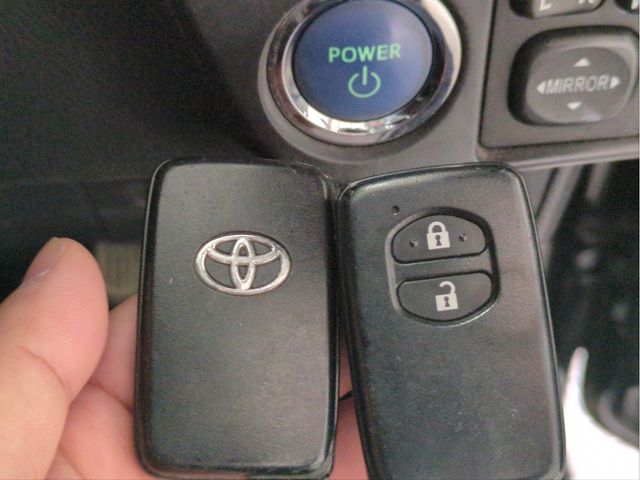 TOYOTA COROLLA FIELDER HYBR 2014 Image 31