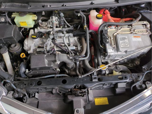 TOYOTA COROLLA FIELDER HYBR 2014 Image 31