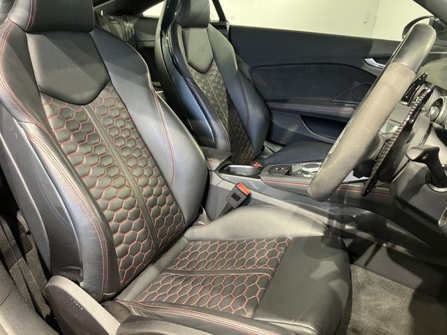 AUDI TT RS COUPE 2022 Image 31