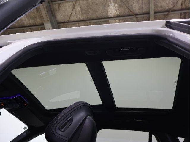 MERCEDES BENZ GLC CL 2023 Image 31