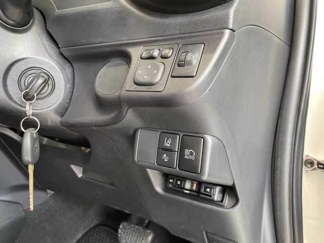 TOYOTA AQUA 2020 Image 31