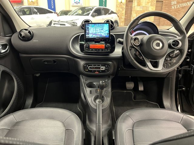 MCC SMART FORFOUR 2016 Image 31