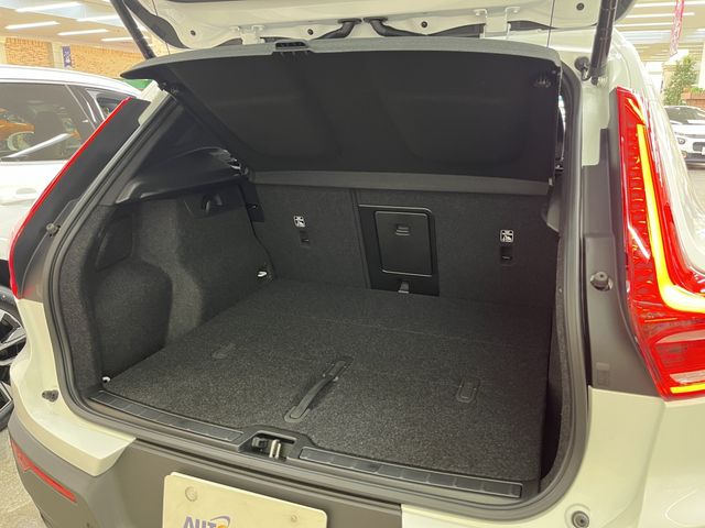 VOLVO XC40 2024 Image 31