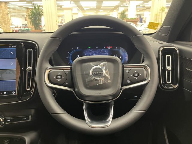 VOLVO XC40 2024 Image 31